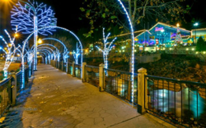 8 Reasons To Experience Winter Magic In Gatlinburg, Tn