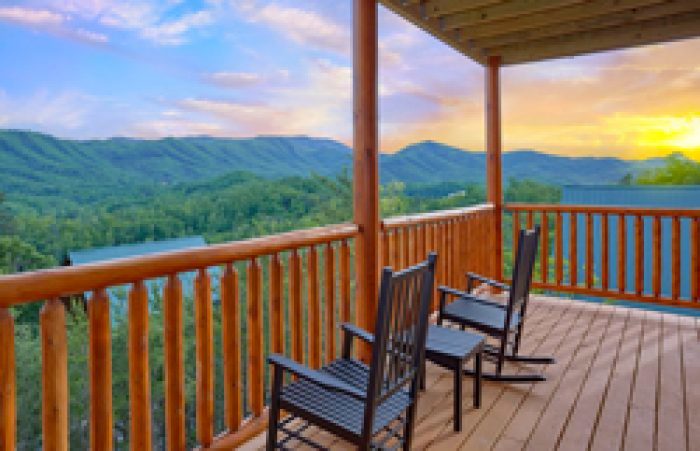 Labor Day In Gatlinburg | Smokies Holiday Weekend Guide 