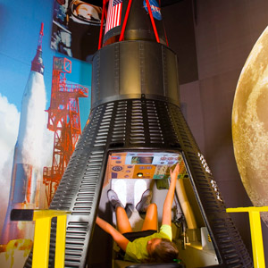 Space Attractions in Wonderworks