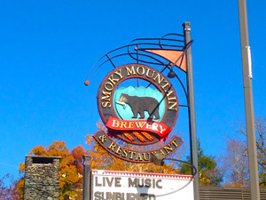 Smoky Mountain Brewery and Restaurant Sign