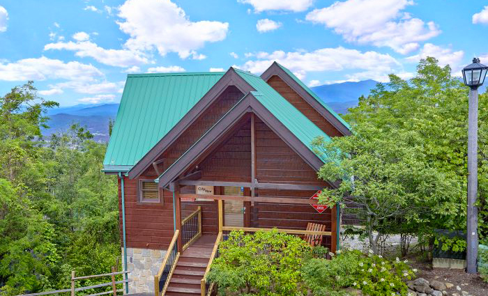 Smoky Mountain Village Cabin