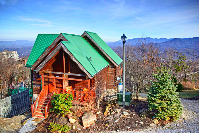 Smoky Mountain Village Cabin in Gatlinburg