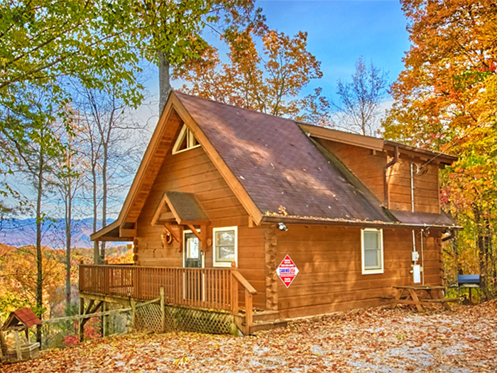 Cabin in the Glades Near the National Park