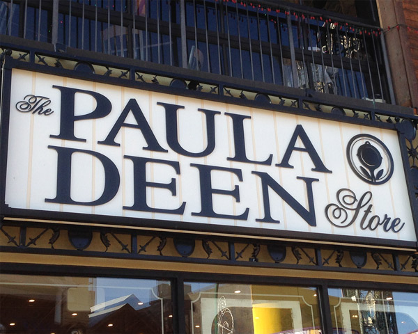 Paula Deen Store Gatlinburg